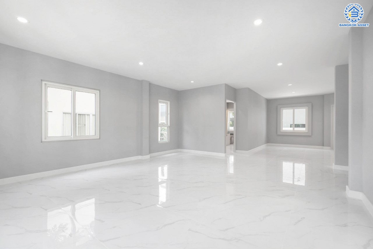 บ้านมือสองตกแต่งใหม่ ม.โนเบิล อุทยาน บรมราชชนนี-พุทธมณฑลสาย3 ห้องมุม เนื้อที่ 60 ตร.ว. ฟังก์ชัน 4 ห้องนอน 3 ห้องน้ำ บนทำเลศักยภาพ ใกล้ทางคู่ขนานลอยฟ้าบรมราชชนนี ม.มหิดล และ เพียง 10 นาทีถึงเซ็นทรัลศาลายา